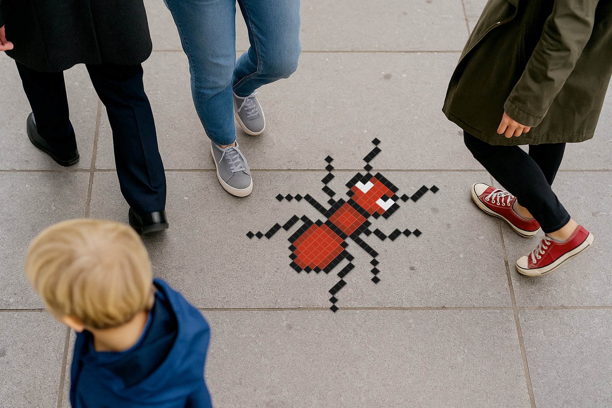 street art pixel art fourmi trottoir ville
